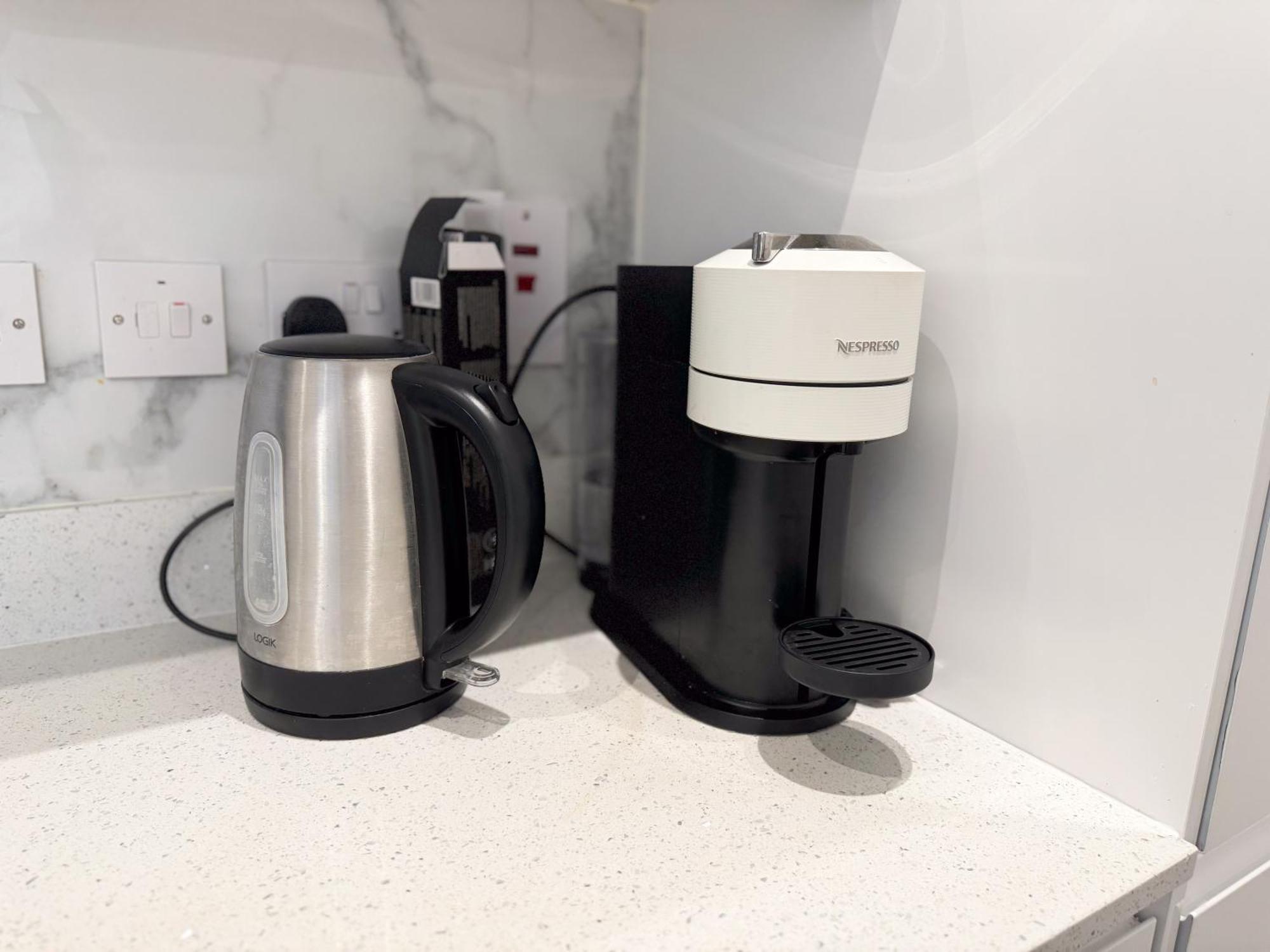 The Avonmore Olympia London Luaran gambar
