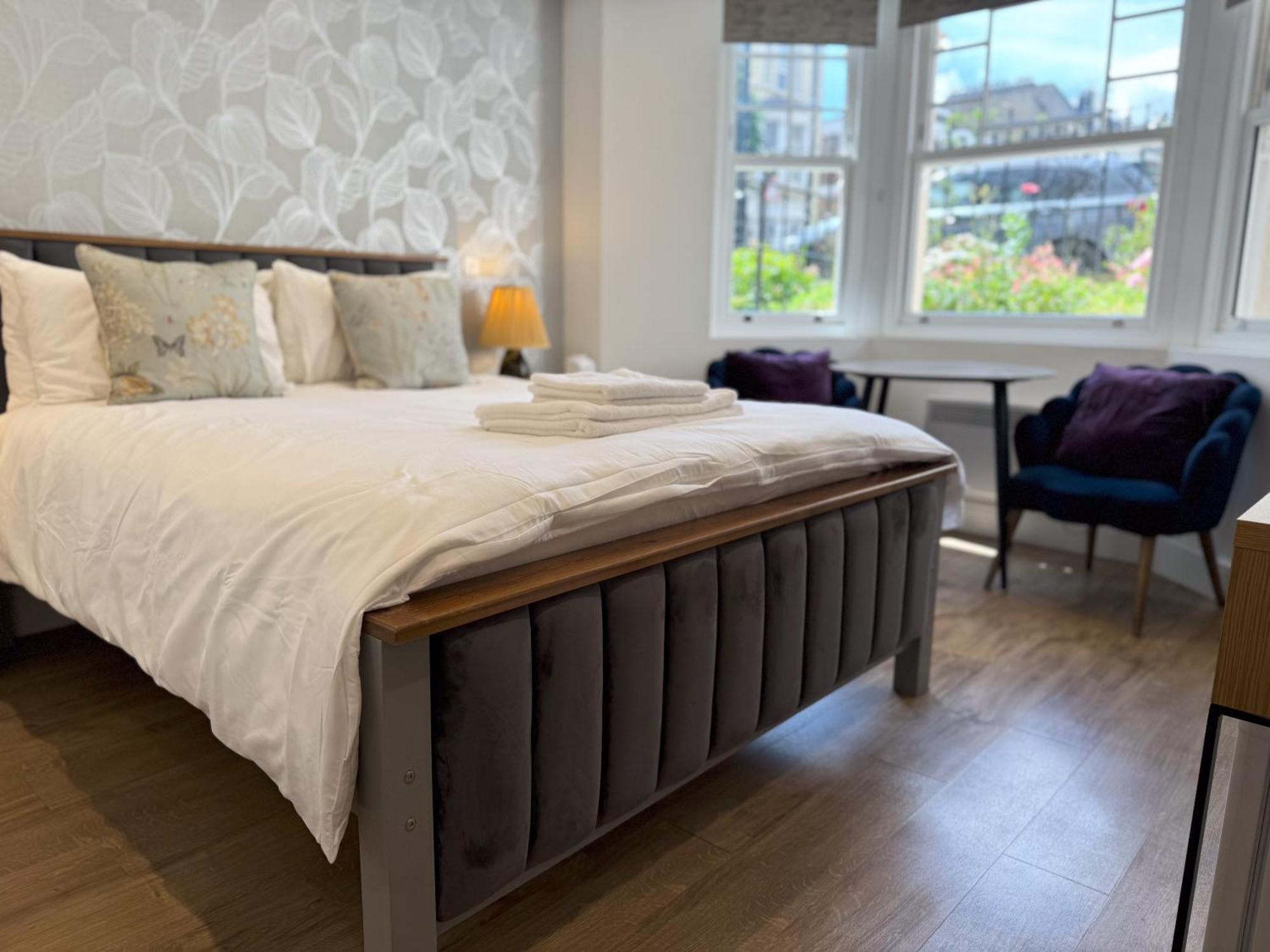 The Avonmore Olympia London Luaran gambar