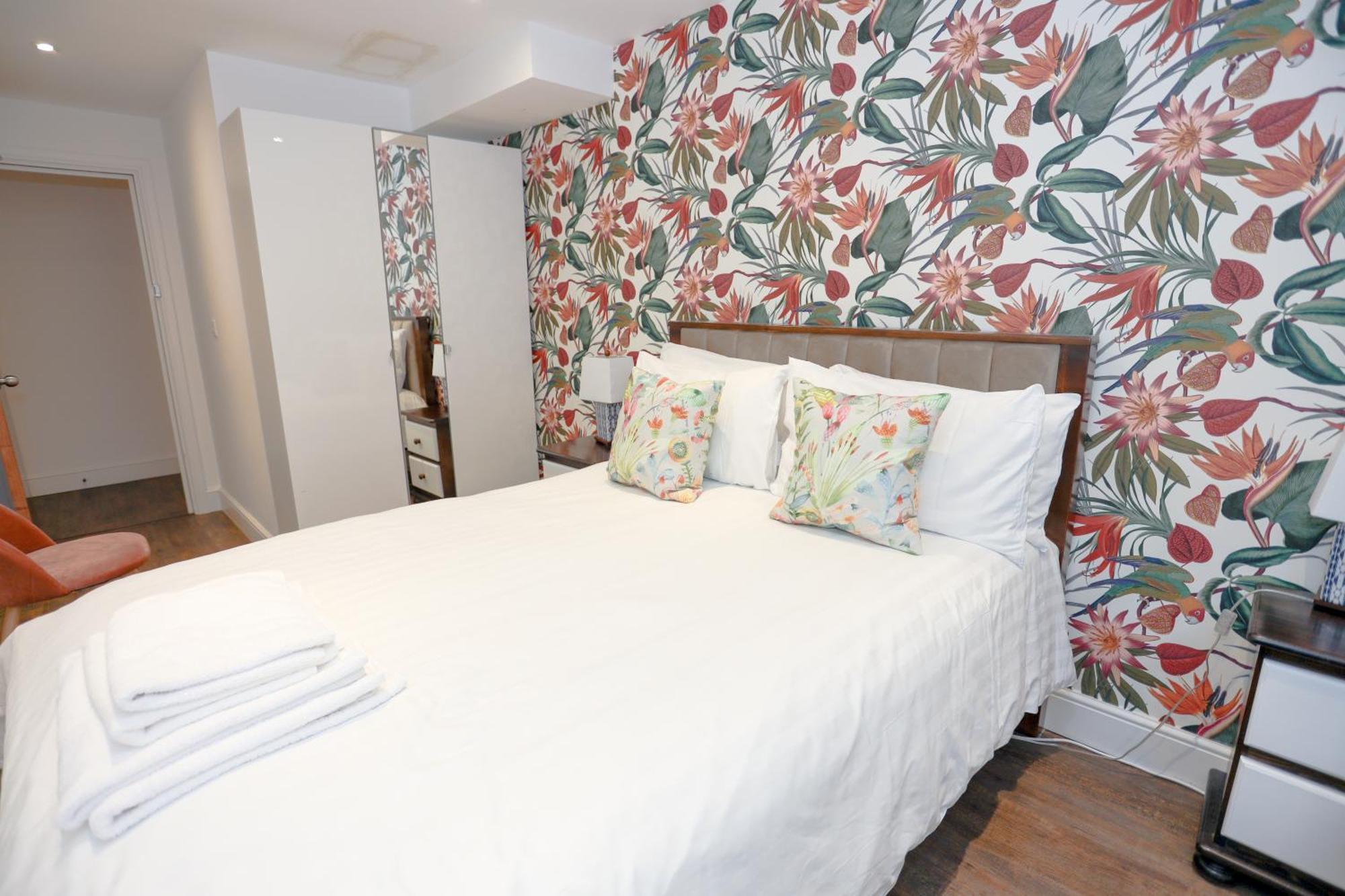 The Avonmore Olympia London Luaran gambar