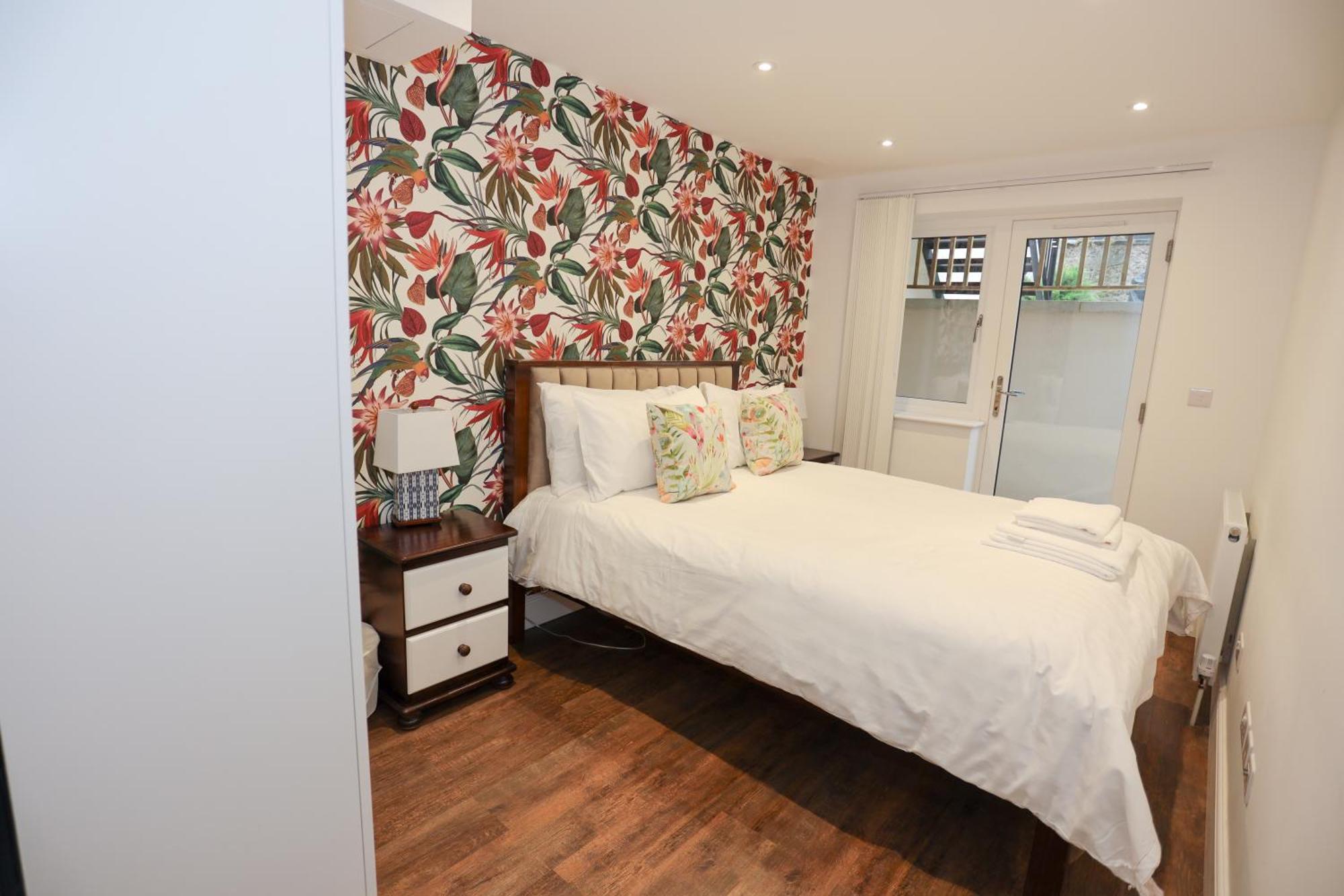 The Avonmore Olympia London Luaran gambar